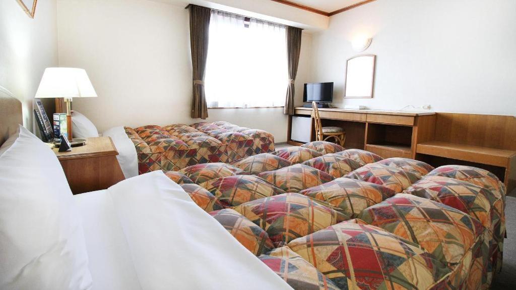 Neyagawa Trend Hotel Ōsaka Extérieur photo