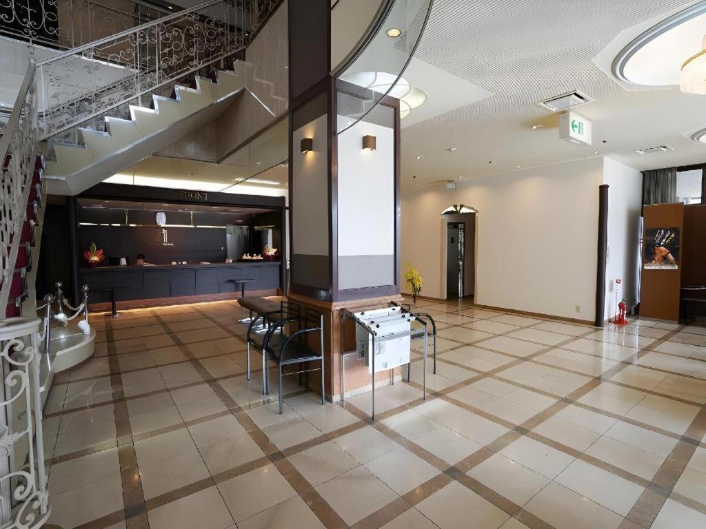 Neyagawa Trend Hotel Ōsaka Extérieur photo